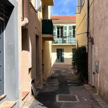 Avec Mezzanine Dans Le Coeur Du Vieil Wifi Climatisation Antibes