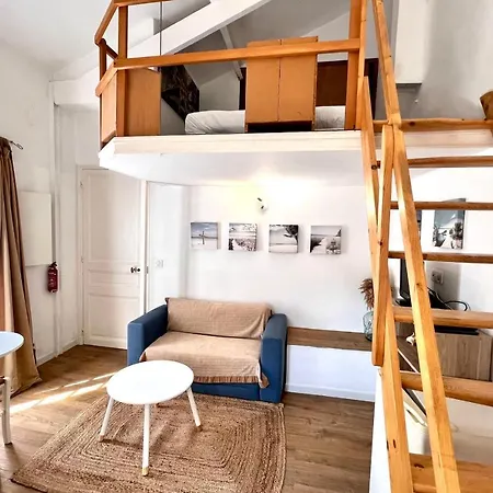 Cozy Mezzanine In Old With Wi-fi & Ac * Antibes